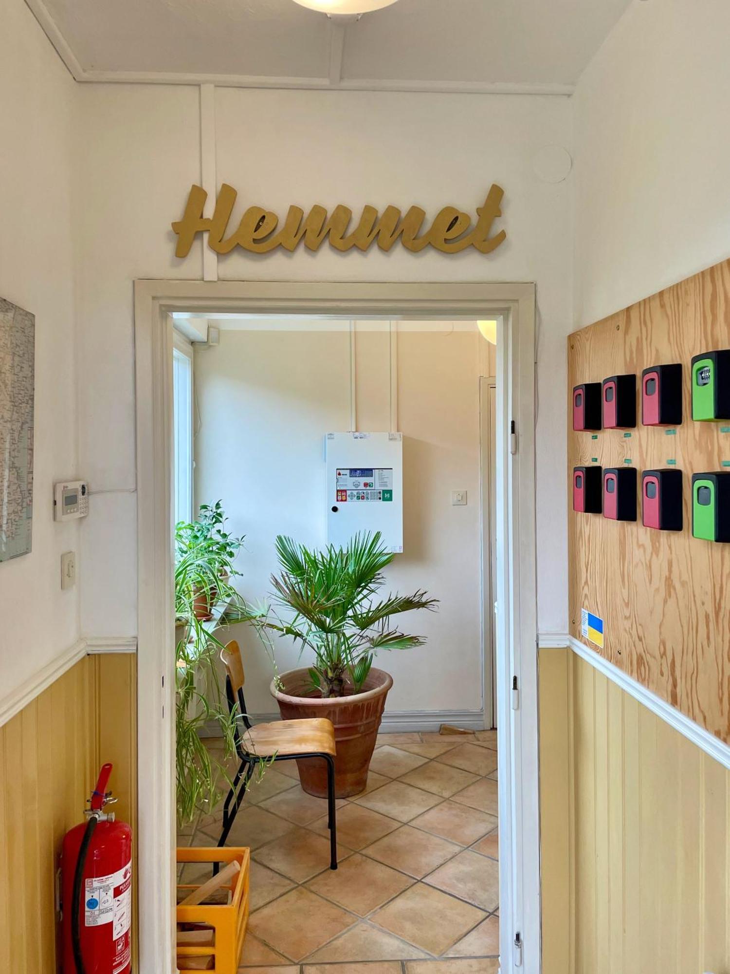 Hemmet Simrishamns Vandrarhem Och B&B מראה חיצוני תמונה